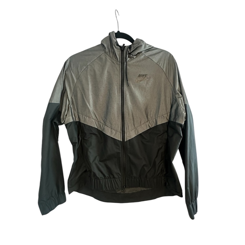 Nike Wind Breaker